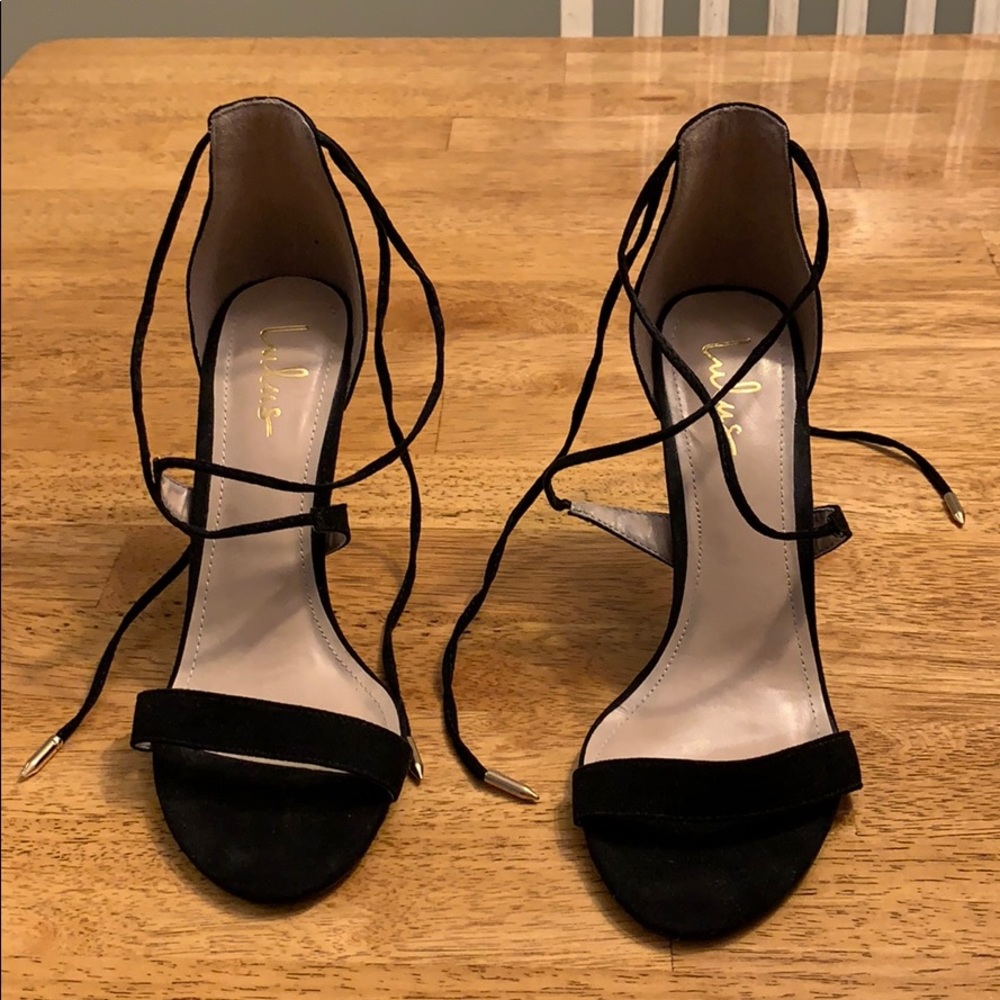 Block healed sandals